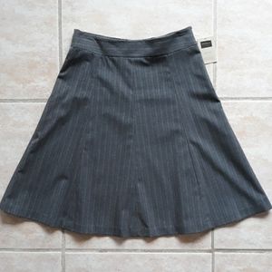 *Host Pick* Covington stretch skirt